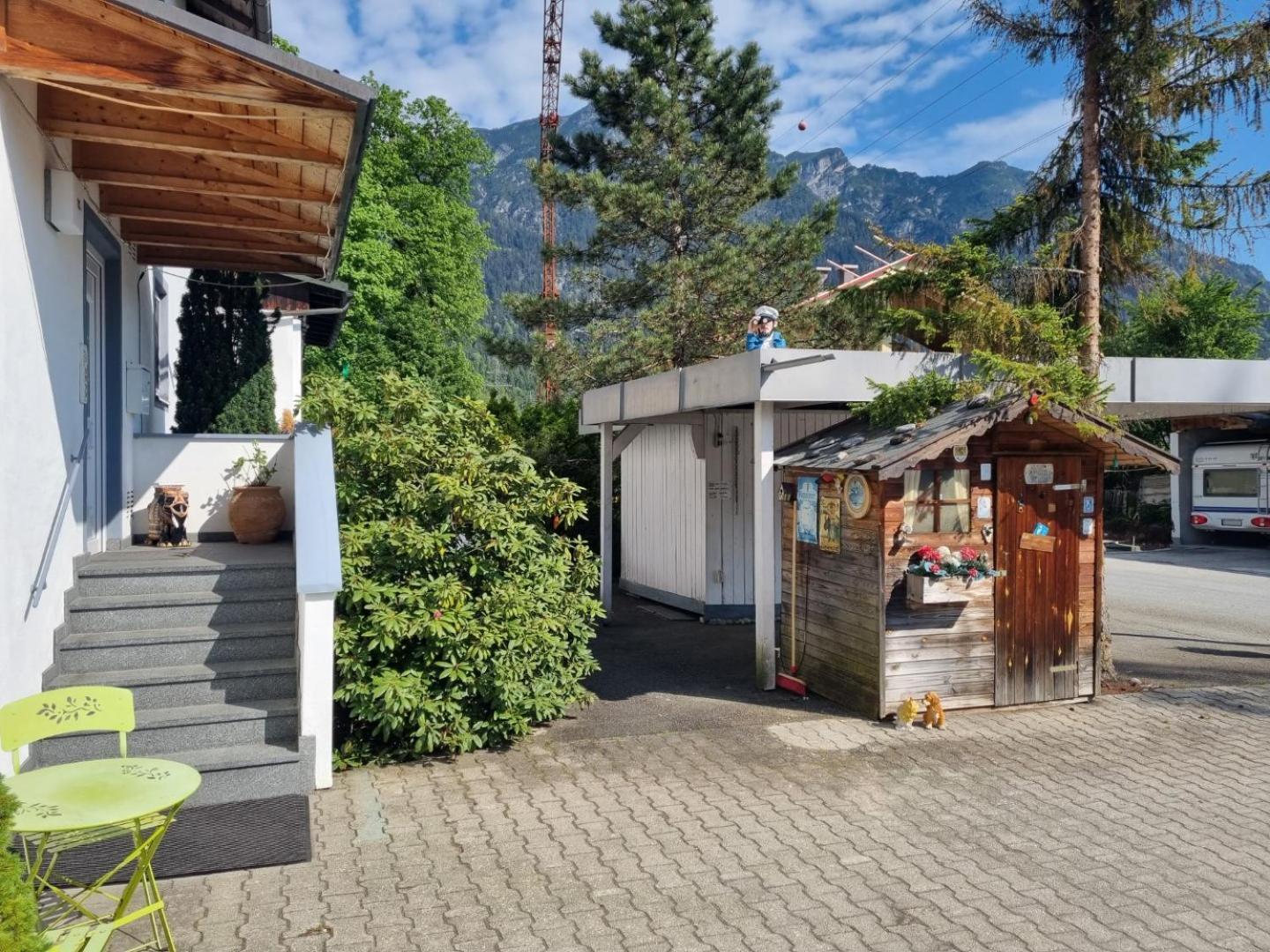 Haus Kreuzeckwiese - Fewo Juebilaumsgrat Гармиш-Партенкирхен Экстерьер фото